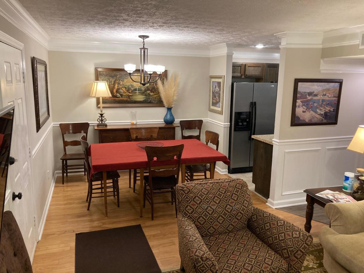 Spacious 3 Bedroom 2 Bath Condo Close To Five-Points In Athens Esterno foto