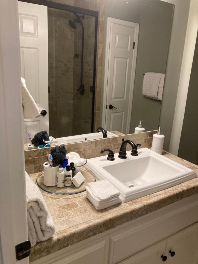 Spacious 3 Bedroom 2 Bath Condo Close To Five-Points In Athens Esterno foto